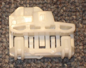 Passat (1996-) Window Regulator Repair Clip (1x) FRONT LEFT (driver) Single - Picture 1 of 2