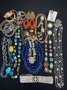 Vintage Women’s Boho Jewelry Lot Necklace Bracelet More Bohemian AS SHOWN JB994 - Picture 1 of 10