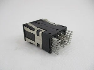 MICRO SWITCH AML21GBA2CD 4PDT 2 AMP/250 VAC *NEW* - Picture 1 of 5