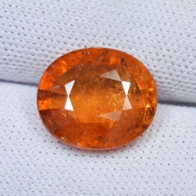 4.30 ct MASSIVE LUSTROUS ORANGE / NATURAL SPESSARTITE GARNET - Oval Gems Video ! - Image 1 of 3