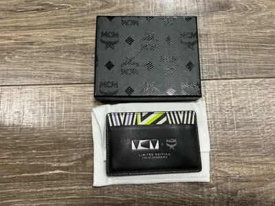 Portatarjetas MCM Edición Limitada Tobias Rehberger **RARO** Foto 1 de 4