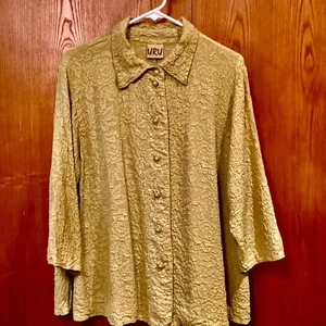 URU strukturiertes geblümtes Button Down Hemd olivgrün 3/4 Arm Bluse - Bild 1 von 3