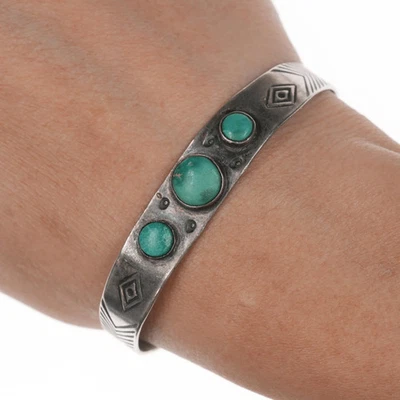 6" c1940's Navajo sterling cuff bracelet with three turquoise - Image 1 of 4
