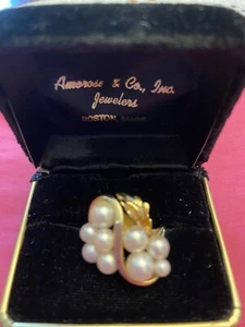 Vintage Perlen Cluster 14k Ring Größe 8 von Amoroso’s Jewelers in Boston - Bild 1 von 7