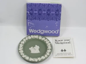 WEDGWOOD White on Sage Green Jasperware Demitasse 4.5" Saucer Cupid & Psyche - Picture 1 of 22
