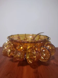 Indiana Carnival Glass Caléndula - Perforadora de 12”, 12 tazas, 12 ganchos y cucharón - Imagen 1 de 12