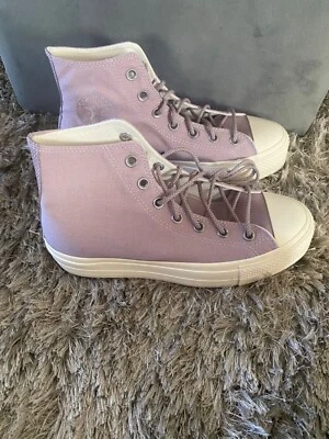 Women's Lilac Hi Lift Chuck Taylor Shoes Size 8.5 - Image 1 of 4
