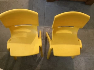 2 Children’s Plastic Chairs - Picture 1 of 7