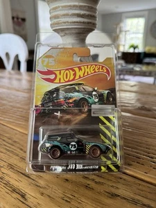 Creations Exclusive Hot Wheels 1987 Porsche 944 Dirtmeister Mobil 1 RLC IN HAND - Bild 1 von 3