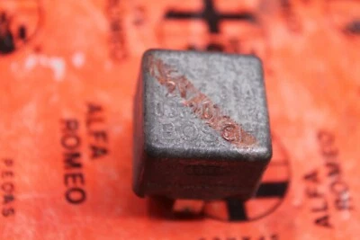 Relé Bosch Alfa Romeo Spider 91-94 0332014112 Foto 1 de 2