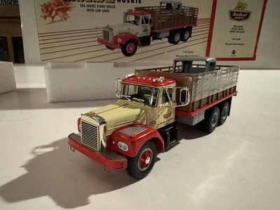 Camión de estacas First Gear Brockway Huskie serie 200 con carga de cabina diecast 1:34 Foto 1 de 4