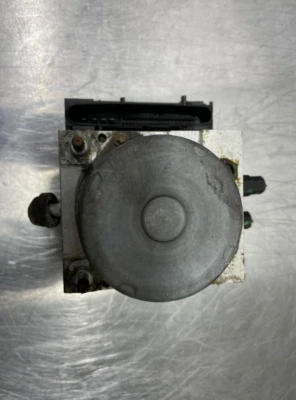 2006-2008 Hyundai Sonata ABS Anti Lock Brake Actuator Pump  - Imagem 1 de 4