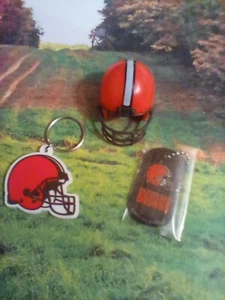 NFL Team Cleveland Browns Mini Helmet, Keychain & Dog Tag With Team Logos - Picture 1 of 6
