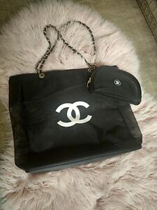 chanel Tote bag authentic new 