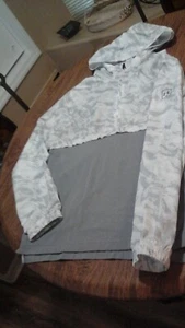 Mens UNDER ARMOUR Fitted Coupe Hoodie 1/4 Zip Long Sleeve Hooded Size S - Picture 1 of 7