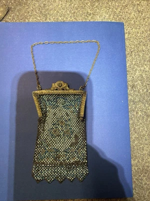 Monedero Mandalian vintage de malla de los años 20 Mfg. Con cierre de oro Foto 1 de 4