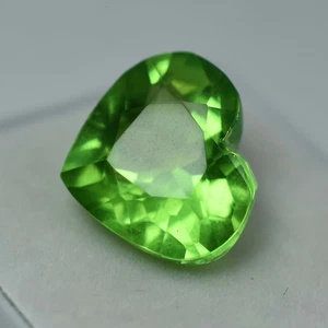 NATURAL Green Peridot 11.15 Ct Heart Shape CERTIFIED Loose Gemstone - Picture 1 of 5