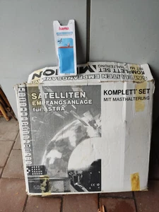 Satellitenschüssel kpl. mit Fuss für Wohnwagen - Bild 1 von 2