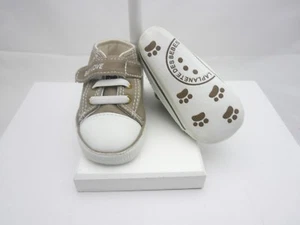 Absorba paire de basket bébé garçon taupe taille 17- 18 dans son sac - Imagen 1 de 3