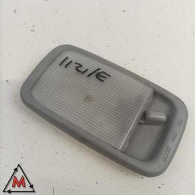 Interior light TOYOTA RAV4 MK2 2.0 D 4WD (CLA20_, CLA21_) 2000-2006 used (91633) - Imagem 1 de 4