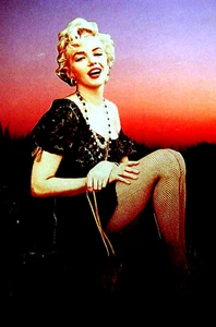 RARO Original MARILYN MONROE De Colección Libro Hebreo FOTO DE PORTADA Judío ISRAEL Judaica - Imagen 1 de 7
