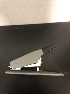 Vintage Rexel Giant No.66 Heavy Duty Industrial Stapler - Image 1 of 3