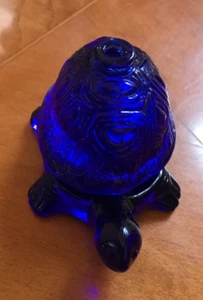 Vintage Cobalt Blue Glass TURTLE TRINKET BOX Dish With Shell Lid - Picture 1 of 10