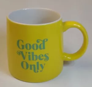 Taza de té de café Good Vibes solo mercado mundial 14 oz - Imagen 1 de 4