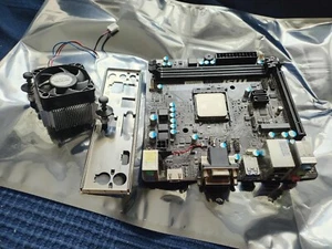 MSI AM1I Socket AM1 DDR3 Mini-ITX Motherboard With I/O Shield + CPU ATHLON 5350 - Bild 1 von 6