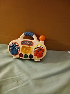 toy mattel childs music learning w/ seasame friends