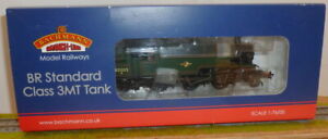 Bachmann 31-976 BR Standard Class 3MT Tank 82005 BR Lined Green - Tested