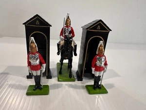 Britains 1988 Lead Toy Soldiers ~ Sentry Boxes-Ceremonial & mounted Life Guards - Picture 1 of 6