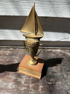 1961 Sail Boat Vtg Metal Trophy Sailing Boat Race Yacht Lg Nautical Beach Ocean - Picture 1 of 8