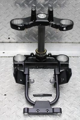 Ducati Monster 695 2008 horquilla delantera abrazadera superior inferior triple árbol  Foto 1 de 4