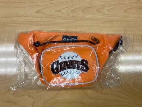 San Francisco SF Giants Orange Fanny Pack Coca Cola 2018 SGA New Sealed Cover