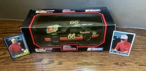 Racing Champions 1991 NASCAR #66 Cale Yarborough -Phillips 1:24 Die Cast w/Cards - Picture 1 of 11