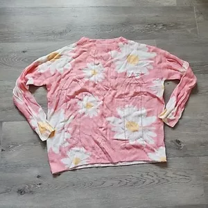 Davi Dani Sweater M Pink White Yellow Daisy Floral Long Sleeve Knit Pullover - Picture 1 of 7