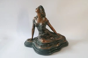 Vintage AUSTIN Bronze Finish Resin Sculpture Sitting Woman SIGNED Alice Heath - Picture 1 of 9