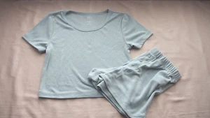 NWOT Gap Girls Size 12 Pajama Set Short Sleeve T-Shirt and Shorts Mint Green - Picture 1 of 12