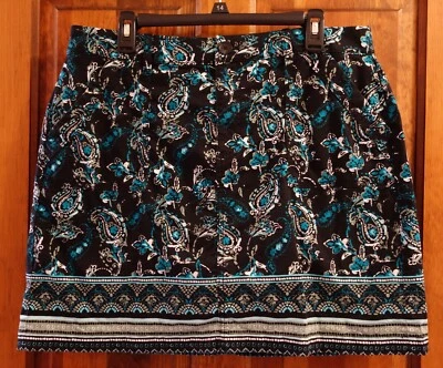 Falda corta para mujer Croft & Barrow calce clásico floral a rayas algodón spandex talla 14 usada en excelente estado Foto 1 de 4