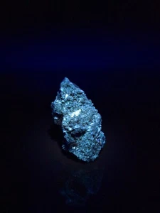 Único racimo de cristal de yeso - blanco, gris, amarillo, 21 g, 53x30 mm, encontrado en Ucrania - Imagen 1 de 8