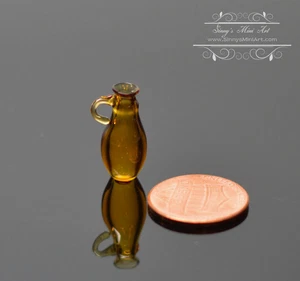 1:12 Dollhouse Miniature Amber Glass Jug with Handle BD HB430 - Picture 1 of 1