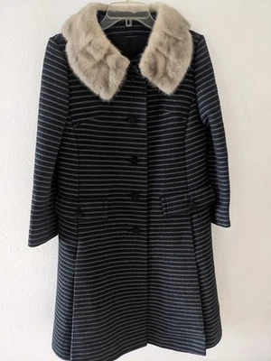 Hermoso abrigo moderno de lana y piel de mediados de siglo hecho a mano mediano Foto 1 de 4