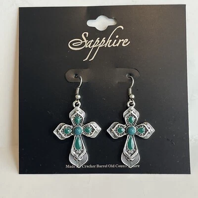 PENDIENTES COLGANTES ZAFIRO de CRACKER BARREL Grande Cruz Verde TONO PLATEADO Foto 1 de 4