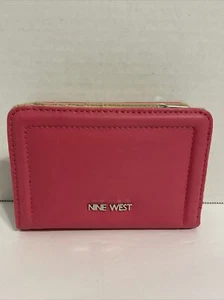 Nine West Bifold Small Wallet Credit Card Pink and Tan NEW - Picture 1 of 3