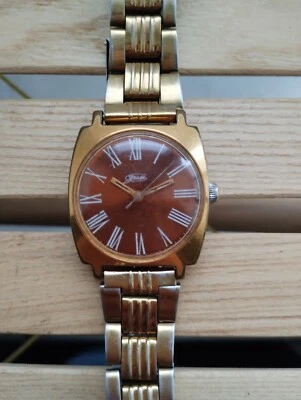 ZIM Watch Pobeda USSR Vintage Soviet  Mechanical Wristwatch. Gold plated AU 10 - Image 1 of 4