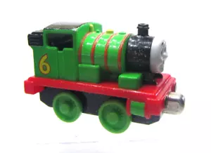 Percy Thomas Train Gold Dust Diecast Metal Tanque Motor Friends Take Play 2009 - Imagen 1 de 14