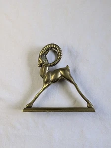 Estatuilla pesada vintage de latón de mediados de siglo Ibex, gacela, carnero decoración 9" - Imagen 1 de 7