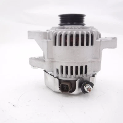 Alternador para Toyota Yaris 2006-2014 1,5 L VER DESC Foto 1 de 4