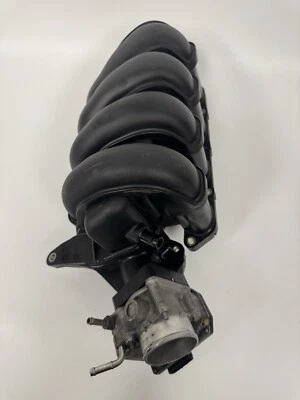 Colector de admisión Toyota Corolla 2003-2006 Toyota Matrix/Vibe con carrocería de acelerador Foto 1 de 4